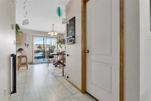 6205 Orr Drive, Red Deer, AB - Indoor Photo Showing Other Room