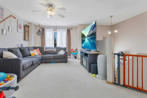 6205 Orr Drive, Red Deer, AB - Indoor Photo Showing Living Room