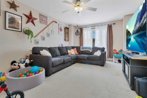 6205 Orr Drive, Red Deer, AB - Indoor Photo Showing Living Room