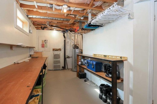 25 Kee Close, Red Deer, AB - Indoor Photo Showing Basement