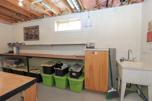 25 Kee Close, Red Deer, AB - Indoor Photo Showing Basement