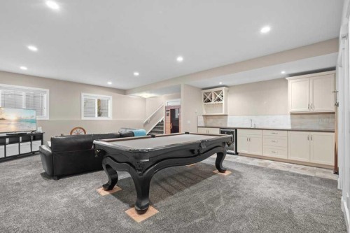 25 Leaside Crescent, Sylvan Lake, AB - Indoor Photo Showing Other Room