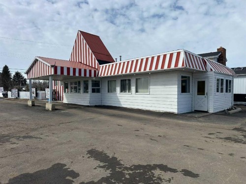 5208 49 Ave, Redwater, AB 