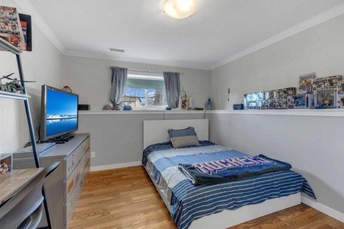 26 Mckinlay Crescent, Lacombe, AB - Indoor Photo Showing Bedroom
