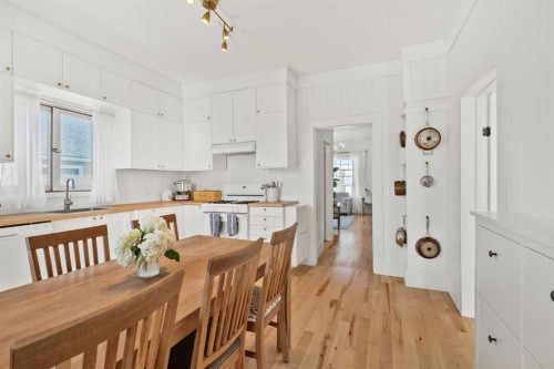 5015 49 Avenue, Onoway, AB - Indoor