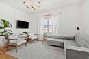 5015 49 Avenue, Onoway, AB  - Indoor Photo Showing Living Room 