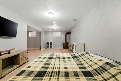 4624 49 Street, Red Deer, AB - Indoor Photo Showing Other Room