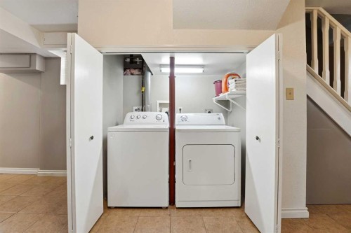 4624 49 Street, Red Deer, AB - Indoor Photo Showing Laundry Room