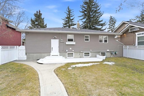 4624 49 Street, Red Deer, AB - Outdoor