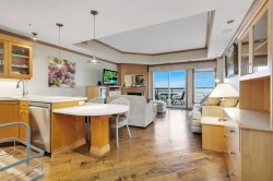 405-5100 Lakeshore Drive Sylvan Lake, AB T4S 2L7