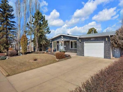 231 Barrett Drive, Red Deer, AB - Outdoor