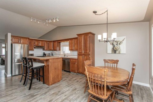 52 Archibald Crescent, Red Deer, AB - Indoor Photo Showing Dining Room