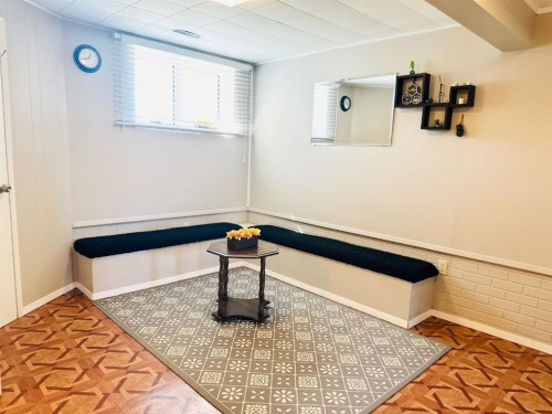 15 Pinecliff Close Ne, Calgary, AB - Indoor Photo Showing Other Room