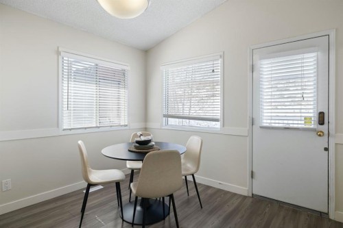 65 Macewan Ridge Circle Nw, Calgary, AB - Indoor Photo Showing Dining Room
