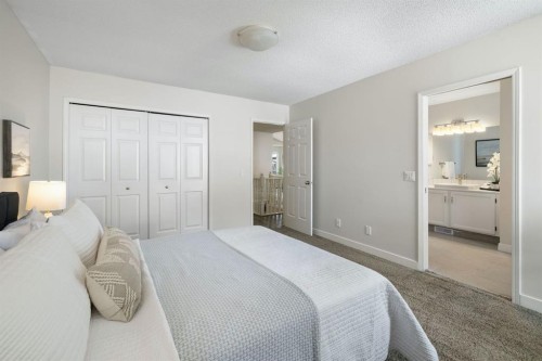 65 Macewan Ridge Circle Nw, Calgary, AB - Indoor Photo Showing Bedroom