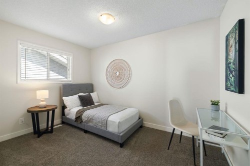 65 Macewan Ridge Circle Nw, Calgary, AB - Indoor Photo Showing Bedroom