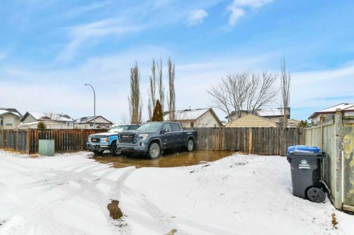 176 Westgate Crescent, Blackfalds, AB - Outdoor