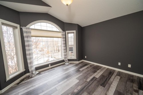 60 Daniel Close, Red Deer, AB - Indoor Photo Showing Other Room