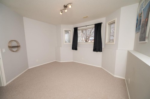 60 Daniel Close, Red Deer, AB - Indoor Photo Showing Other Room