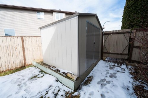 60 Daniel Close, Red Deer, AB - Outdoor With Exterior