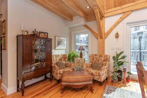 1130 Breakers Way, Sunbreaker Cove, AB - Indoor Photo Showing Living Room
