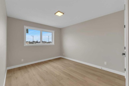 123 Hampton Crescent, Sylvan Lake, AB - Indoor Photo Showing Other Room