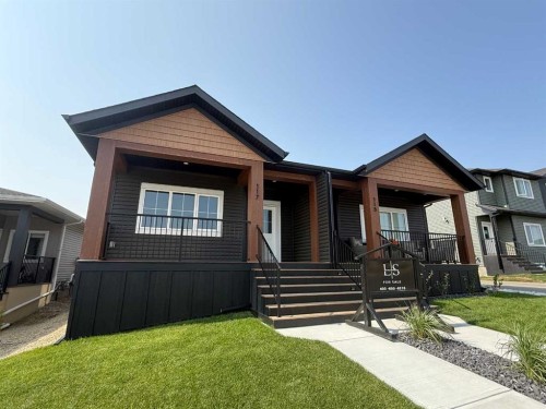 117 Gray Close, Sylvan Lake, AB - Outdoor With Facade