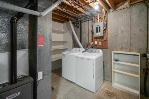 6209 42 Avenue, Camrose, AB - Indoor Photo Showing Laundry Room