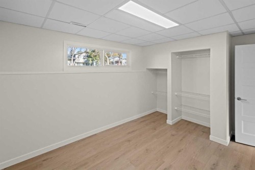 6209 42 Avenue, Camrose, AB - Indoor Photo Showing Other Room