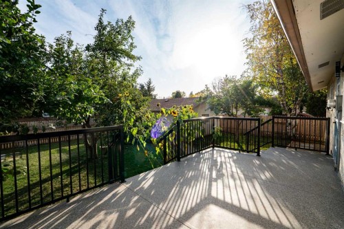 6209 42 Avenue, Camrose, AB - Outdoor
