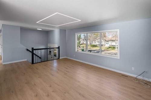 6209 42 Avenue, Camrose, AB - Indoor