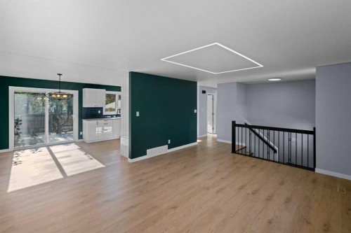 6209 42 Avenue, Camrose, AB - Indoor Photo Showing Other Room