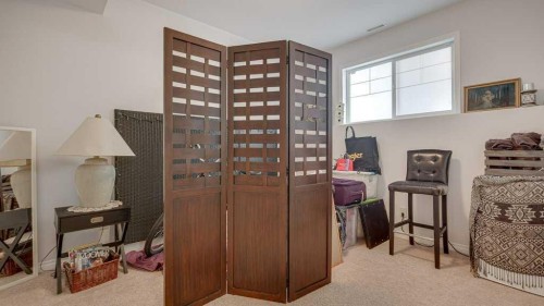 115 Redwood Boulevard, Springbrook, AB - Indoor
