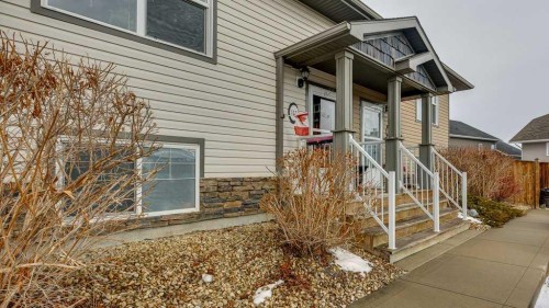 115 Redwood Boulevard, Springbrook, AB - Outdoor
