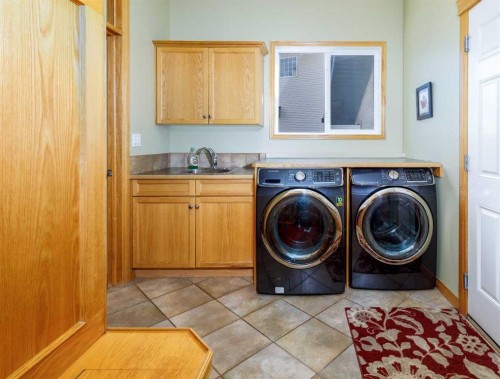 64 Lacey Close, Red Deer, AB - Indoor Photo Showing Laundry Room