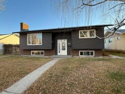 5805 42 Avenue Camrose, AB T4V 2S9
