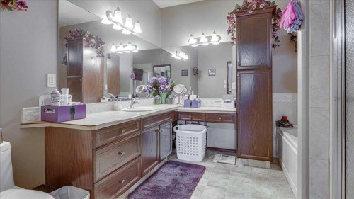 3 Ion Close, Red Deer, AB - Indoor Photo Showing Bathroom