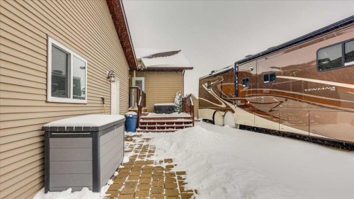 3 Ion Close, Red Deer, AB - Outdoor