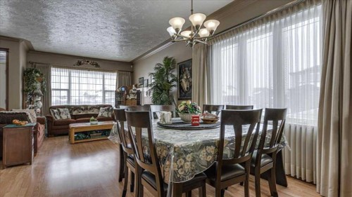 3 Ion Close, Red Deer, AB - Indoor Photo Showing Dining Room
