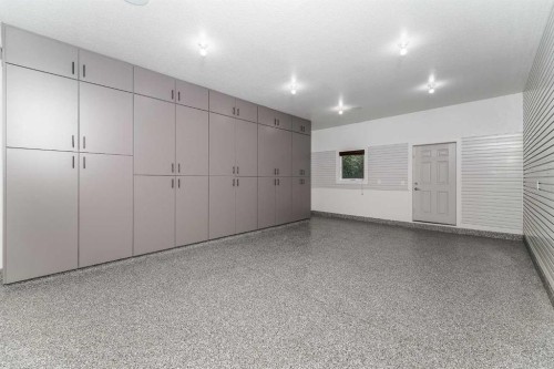 310 Jarvis Glen Way, Jarvis Bay, AB - Indoor Photo Showing Other Room