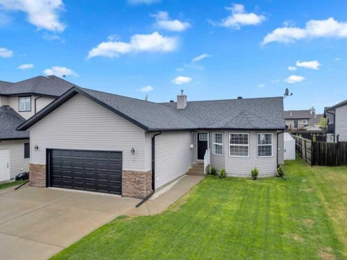 3 Liberty Place  Sylvan Lake, AB T4S 0A5