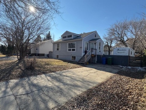 5319 47 Avenue  Wetaskiwin, AB T9A 0K9