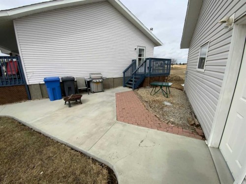 6 Cherry Lane Se, Three Hills, AB - Outdoor With Deck Patio Veranda With Exterior