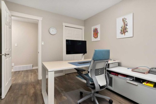 6313 Erickson Drive, Camrose, AB - Indoor Photo Showing Office