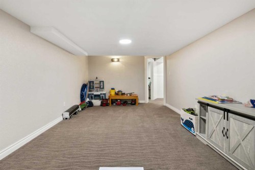 6313 Erickson Drive, Camrose, AB - Indoor