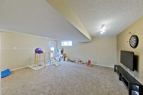 19 Oxley Close, Red Deer, AB - Indoor
