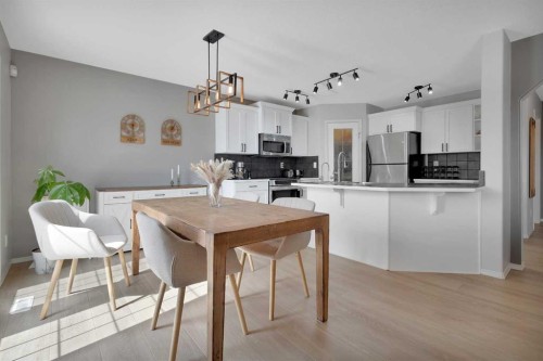 19 Oxley Close, Red Deer, AB - Indoor