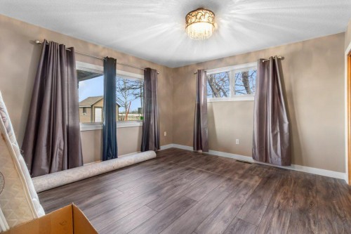 34128 Range Road 21, Rural Red Deer County, AB - Indoor Photo Showing Other Room