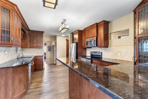 34128 Range Road 21, Rural Red Deer County, AB - Indoor Photo Showing Kitchen