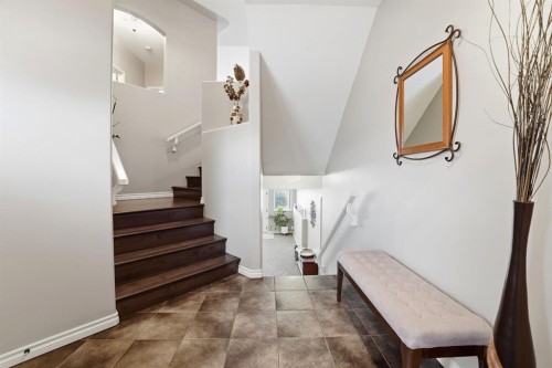 152 Vincent Close, Red Deer, AB - Indoor Photo Showing Other Room